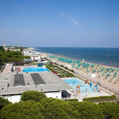 Regent's 4*