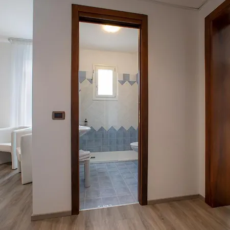 Regent's 4*